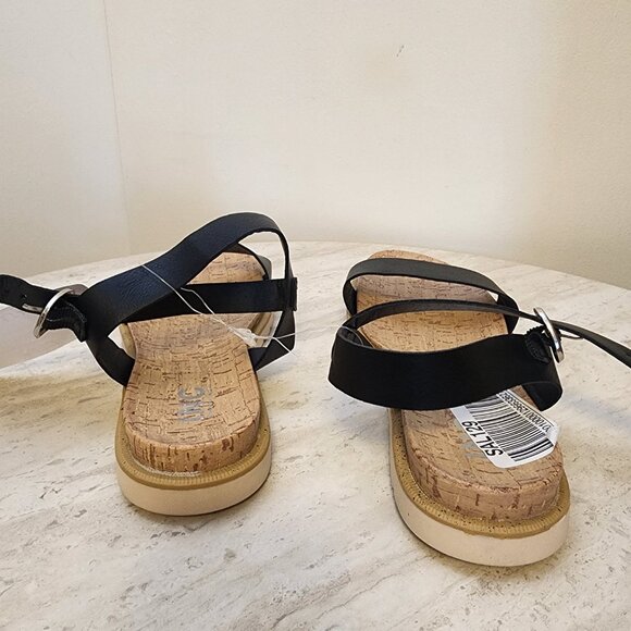 I.N.C Women's Girls Flat Casual Sandals 5 - Picture 2 of 7